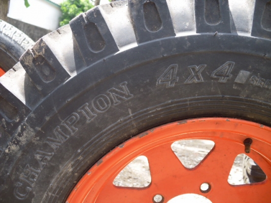 ออฟโรด ขายถูกทั้ง4วงยางพร้อมแม๊กซ์ใส่คาริเบียน วิทราร่า 5รูขอบ15ดอกยางหนา คม ลึก