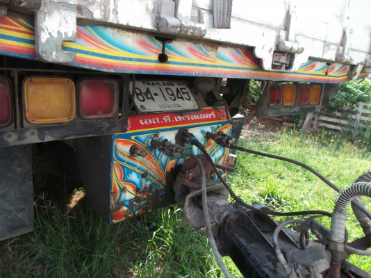 ขายด่วนรถสิบ2ล้อดรั้มGIGAเครือง360แรงม้า