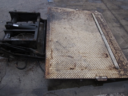 ขาย-ฝากระบะสแตนเลส สำหรับปิดท้ายรถบรรทุก 6 ล้อ มือสองเก่าจากญี่ปุ่น