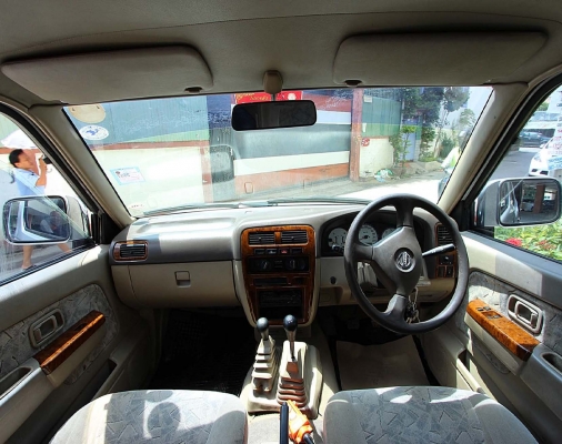 ขายนิสสันฟรอนเทียร์ 150 แรงม้า 4x4 ZD30T ติดกระบะดั๊มไฟฟ้า