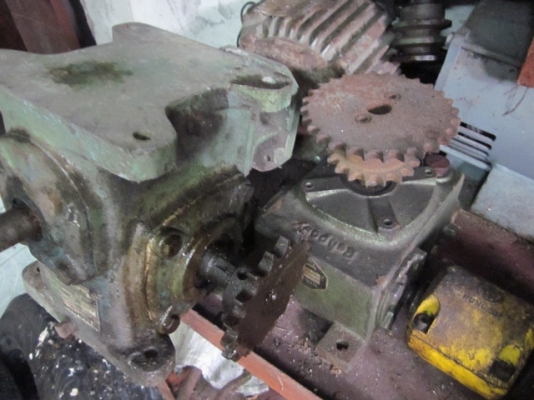 ขาย-เฟืองเกียร์ทดหลายขนาด 1/20, 1/40, 1/50 เพียงตัวละ 3,500 บาท เท่านั้น ขาย-เฟืองเกียร์ทดหลายขนาด 1/20, 1/40, 1/50 เพียงตัวละ 3,500 บาท เท่านั้น