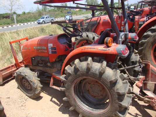 คูโบต้าทั่งทอง พิจิตร ขายรถแทรกเตอร์มือสองสภาพสวย รุ่น L3608DT คูโบต้าทั่งทอง พิจิตร ขายรถแทรกเตอร์มือสองสภาพสวย รุ่น L3608DT