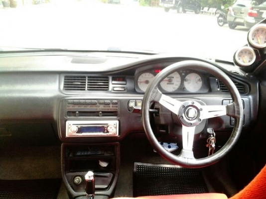 ขายรถบ้าน ชือผมใช้เองปี95สุดท้ายเครืองZC1600 หัวฉีดSUNROOFแท้เบาะBRIDEคูMAX TE37 ปัดหลัง รถมีเสนห่