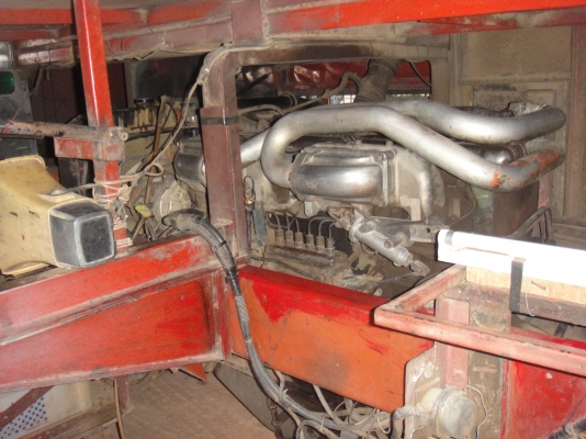 ขายรถบัส 12 เมตร คัชซี่เบนซ์ เครื่องนิสสันUD ช่วงล่างอีซูซุ เจ้าของขายเองไม่ผ่านนายหน้าครับ ขายรถบัส 12 เมตร คัชซี่เบนซ์ เครื่องนิสสันUD ช่วงล่างอีซูซุ เจ้าของขายเองไม่ผ่านนายหน้าครับ