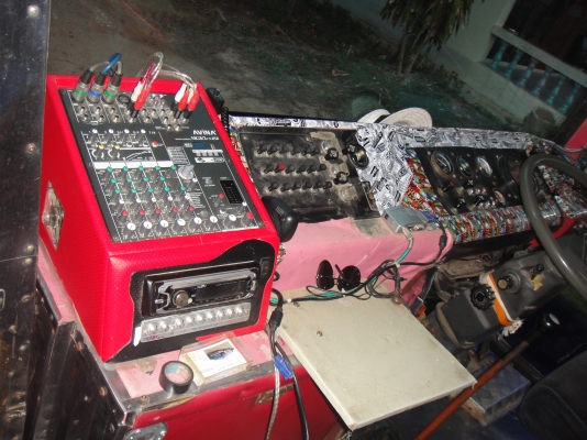 ขายรถบัส 12 เมตร คัชซี่เบนซ์ เครื่องนิสสันUD ช่วงล่างอีซูซุ เจ้าของขายเองไม่ผ่านนายหน้าครับ ขายรถบัส 12 เมตร คัชซี่เบนซ์ เครื่องนิสสันUD ช่วงล่างอีซูซุ เจ้าของขายเองไม่ผ่านนายหน้าครับ