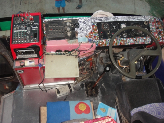 ขายรถบัส 12 เมตร คัชซี่เบนซ์ เครื่องนิสสันUD ช่วงล่างอีซูซุ เจ้าของขายเองไม่ผ่านนายหน้าครับ ขายรถบัส 12 เมตร คัชซี่เบนซ์ เครื่องนิสสันUD ช่วงล่างอีซูซุ เจ้าของขายเองไม่ผ่านนายหน้าครับ