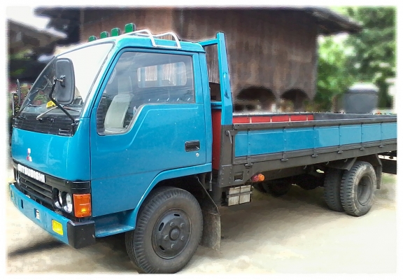 ขายหกล้อ MITSUBISHI เครื่อง 4D 31 100 แรง