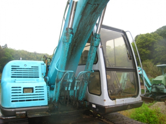 เก่านอกแท้ ค่ะ รถขุด Kobelco SK120-3 อีกคันค่ะ  จากญี่ปุ่น สภาพสวยพร้อมใช้งานแน่นอน สนใจโทรเลยค่ะ 087-3310254 เจี๊ยบค่ะ
