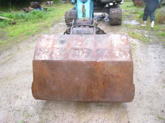 เก่านอกแท้ ค่ะ รถขุด Kobelco SK120-3 อีกคันค่ะ  จากญี่ปุ่น สภาพสวยพร้อมใช้งานแน่นอน สนใจโทรเลยค่ะ 087-3310254 เจี๊ยบค่ะ