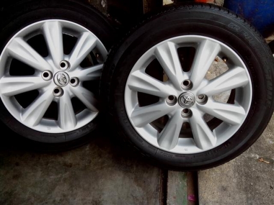 ขายล้อแมกซ์ TOYOTA YARIS ขอบ15 พร้อมยางบริสโตน ขายล้อแมกซ์ TOYOTA YARIS ขอบ15 พร้อมยางบริสโตน