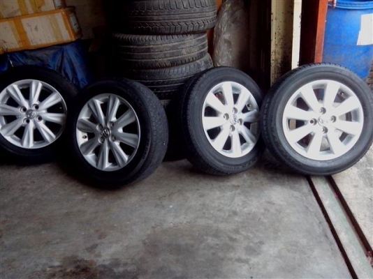 ขายล้อแมกซ์ TOYOTA YARIS ขอบ15 พร้อมยางบริสโตน