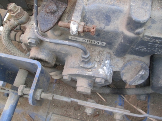 รหัส:13001051รถกวาดขยะเครื่องดีเซล2สูบC60-06033มีแปรงสำหรับขัดพื้น1แปรงwww.nihonmono.com