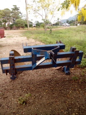 ผานยกร่องรถไถฟอร์ด ผานยกร่องรถไถฟอร์ด