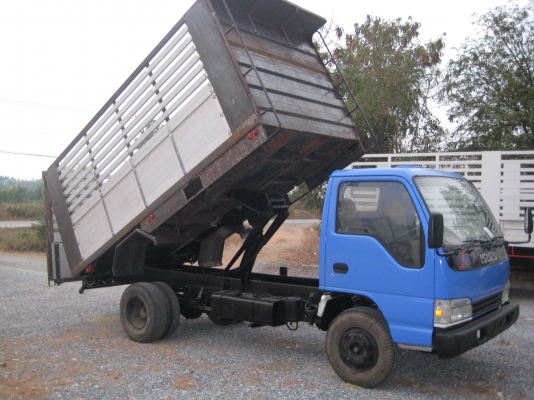 หจก เอสเซอร์วิส999 รับติดตั้งกะบะดั้ม 6 ล้อ 10 ล้อ รถใหม่ป้ายแดง อู่มาตรฐานเสร็จเร็วราคาย่อมเยาว์ ติดต่อสอบถาม 089-9455306