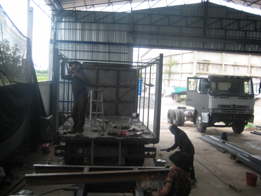 หจก เอสเซอร์วิส999 รับติดตั้งกะบะดั้ม 6 ล้อ 10 ล้อ รถใหม่ป้ายแดง อู่มาตรฐานเสร็จเร็วราคาย่อมเยาว์ ติดต่อสอบถาม 089-9455306