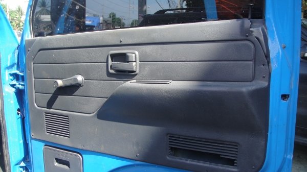 ISUZU NKR เครนTADANO ดาวน์45000ผ่อน10300/48เดือน