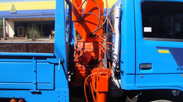 ISUZU NKR เครนTADANO ดาวน์45000ผ่อน10300/48เดือน