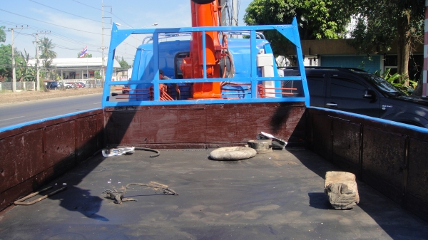 ISUZU NKR เครนTADANO ดาวน์45000ผ่อน10300/48เดือน