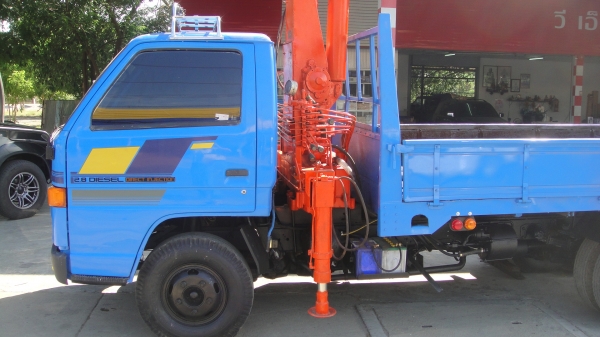 ISUZU NKR เครนTADANO ดาวน์45000ผ่อน10300/48เดือน