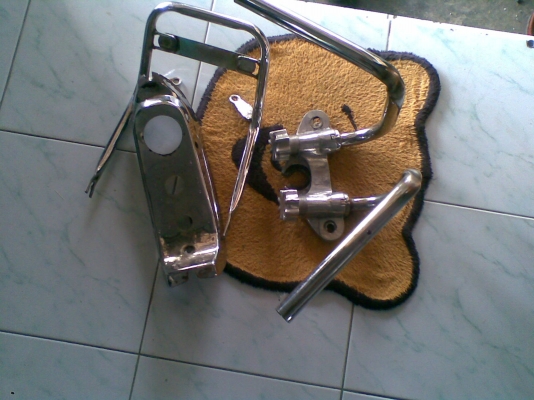 ขายแล้วครับ  จัดส่งemsไปไห้คุณ สมชาย    ก.ท.ม   ขอบคุณครับ