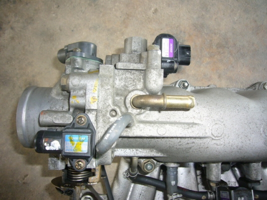 ขาย ปีกผีเสื้อ+ชุดท่อร่วมไอดี +รางหัวฉีด+หัวฉีด ของHONDA Accord งูเห่า F23A เครื่อง VTEC ขาย ปีกผีเสื้อ+ชุดท่อร่วมไอดี +รางหัวฉีด+หัวฉีด ของHONDA Accord งูเห่า F23A เครื่อง VTEC