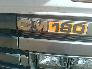 ขายรถ 10 ล้อรั้วถังเหล็ก NISSAN UD ใส่เครื่อง P11C 320 แรงม้า 2 เพลา มีระบบลากพ่วง ราคา 850000