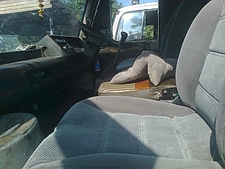 ขายรถ 10 ล้อรั้วถังเหล็ก NISSAN UD ใส่เครื่อง P11C 320 แรงม้า 2 เพลา มีระบบลากพ่วง ราคา 850000