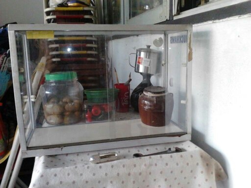 ขายตู้กระจก ใส่ของ