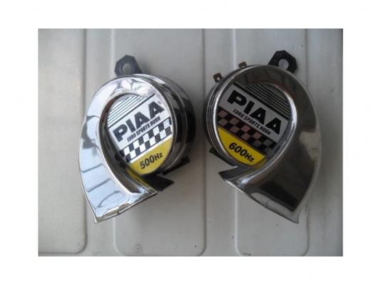 ขายแตรPIAA สภาพสวย1 คู่ครับ สีโครเมี่ยมหายากครับ