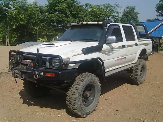 โตโยต้า คานแข็ง