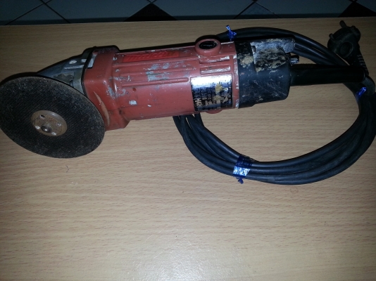 ขายหินเจีย(ลูกหมู)ขนาดใส่ใบ4นิ้วยี่ห้อMAKTECรุ่นMT954คับ ขายหินเจีย(ลูกหมู)ขนาดใส่ใบ4นิ้วยี่ห้อMAKTECรุ่นMT954คับ