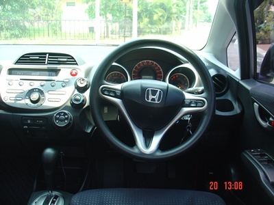 HONDA JAZZ 2008-1.5 V I-VTECT