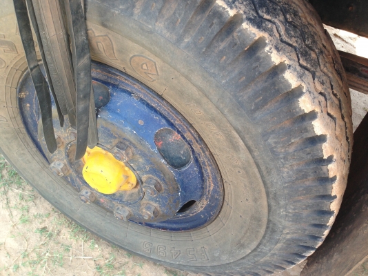 ISUZU ROCKY FXZ 210 HP 6SA1 สิบล้อดั๊มพ์ 2 เพลา กระบะดั๊มพ์มิเนียม 12 ตันทรงดีสภาพสวย เครื่องแห้งแรงดีไม่เยิ้ม ภายในเก๋งคอนโซลสวยครบ ช่วงล่างคัชซีใหญ่สวยไม่มีแตกไม่มีบวม ยางสภาพดีมากทั้ง 10 เส้นประมาณ 70\% พร้อมใช้งาน เอกสารทะเบียนภาษีเต็มครบไม่มีขาดพร้อมโ ISUZU ROCKY FXZ 210 HP 6SA1 สิบล้อดั๊มพ์ 2 เพลา กระบะดั๊มพ์มิเนียม 12 ตันทรงดีสภาพสวย เครื่องแห้งแรงดีไม่เยิ้ม ภายในเก๋งคอนโซลสวยครบ ช่วงล่างคัชซีใหญ่สวยไม่มีแตกไม่มีบวม ยางสภาพดีมากทั้ง 10 เส้นประมาณ 70\% พร้อมใช้งาน เอกสารทะเบียนภาษีเต็มครบไม่มีขาดพร้อมโ