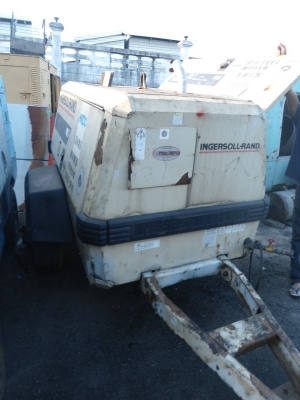 ขายปั้มลม INGERSOLLRAND  185 ทำลมเร็ว พร้อมใช้งานนะครับ
