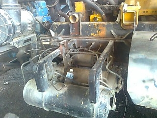 ขายรถ 10 ล้อโม่ปูน NISSAN CW41 เครื่อง PE 220 แรงม้า เครื่องเสียชาปละลาย คัสซี CW41M-04515 ราคา 700000