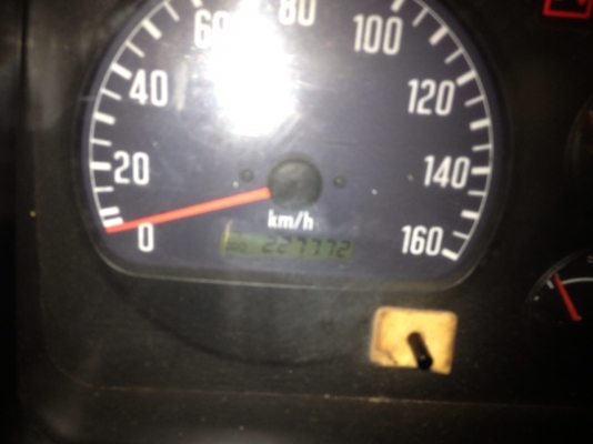 รถอิซูซุ 6 ล้อดั๊ม NQR 150 แรงม้า ปี 51  สนใจติดต่อ 081 - 6079515