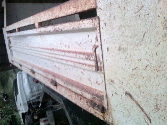 รถอิซูซุ 6 ล้อดั๊ม NQR 150 แรงม้า ปี 51  สนใจติดต่อ 081 - 6079515