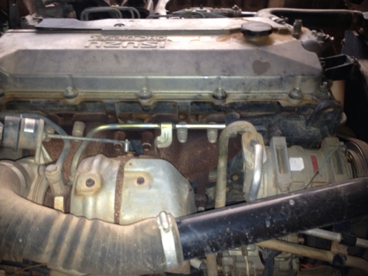 รถอิซูซุ 6 ล้อดั๊ม NQR 150 แรงม้า ปี 51  สนใจติดต่อ 081 - 6079515