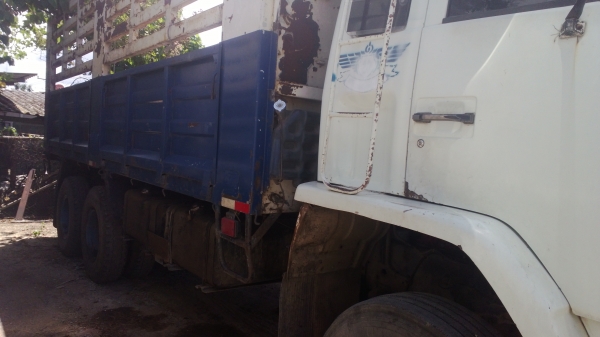 10ล้อ2เพลาอีซูซุร็อคกี้คัสซี210แรง(วางเครื่องแดวู340แรง) รถสวย