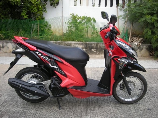 click 125i หัวฉีด ปี2012 สีดำแดง เดิมๆวิ่ง 2xxx กิโล click 125i หัวฉีด ปี2012 สีดำแดง เดิมๆวิ่ง 2xxx กิโล