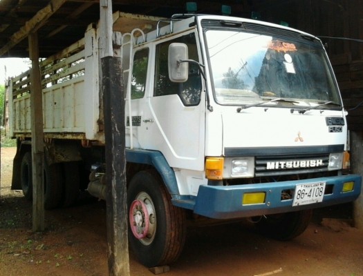 MITSUBISHI FUSO FN527 TD 195 HP 6D16 สิบล้อดั๊มพ์ 2 เพลา กระบะดั๊มพ์เหล็ก 12 ตันสภาพอย่างสวย เครื่องแน่นดีแห้งดีไม่มีเยิ้ม หัวเก๋งตาเหลี่ยมภายในเก๋งคอนโซลสวยครบ พวงมาลัยเพาเวอร์ เบรคทริ๊ปฟี้ ช่วงล่างคัชซีสวยเดิมๆไม่มีบวม ยางสภาพดี 10 เส้นพร้อมบรรทุกได้เลย