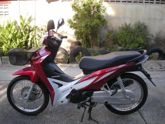 wave 110i ปี2012 สีขาวแดง เดิมๆ wave 110i ปี2012 สีขาวแดง เดิมๆ