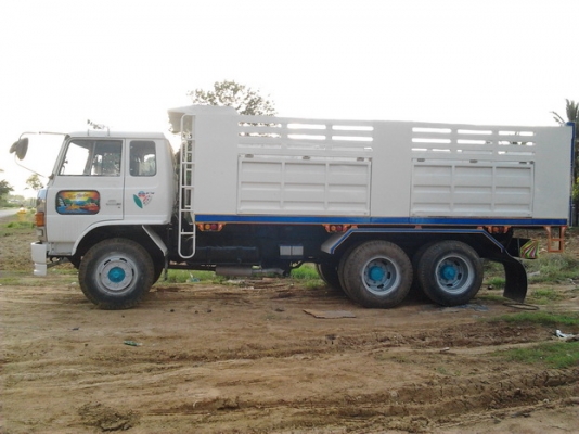 ขาย 10ล้อ2เพลาดั๊ม HINO KT920 เครื่อง6BF1 185แรง(ใบคุม) เครื่องดีฟิตใหม่ ไม่เยิ้ม ช่วงล่าง2เพลาRocky คัสซีดี เก็บงานแล้ว สีบิวด์ใหม่ทั้งคัน สวย หัวบาง ภายในครบ แอร์มีระบบ เบรคทริฟฟี่ สโลว์อินเตอร์3สปีด ยางดี10เส้น สภาพจบๆไม่ต้องทำไรเพิ่ม พร้อมใช้ พร้อมลุย