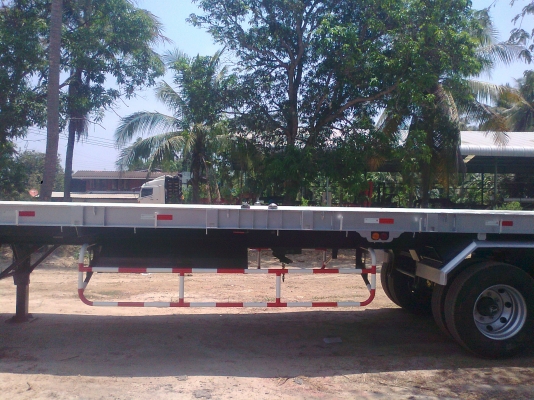 ขายหางพื้นเรียบ3 เพลา ต่อใหม่จากอู่ ราคา 460,000.00 (ไม่รวมยางและกระทะ)  หางโลว์เบด 2 เพลา ราคา 480,000.00 (ไม่รวมยางและกระทะ)  ขายกระทะใหม่ขอบ 20 x 7.00 ราคาลูกละ 1,800.00