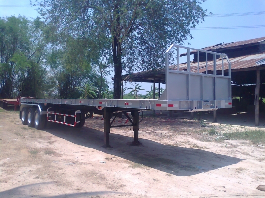 ขายหางพื้นเรียบ3 เพลา ต่อใหม่จากอู่ ราคา 460,000.00 (ไม่รวมยางและกระทะ)  หางโลว์เบด 2 เพลา ราคา 480,000.00 (ไม่รวมยางและกระทะ)  ขายกระทะใหม่ขอบ 20 x 7.00 ราคาลูกละ 1,800.00