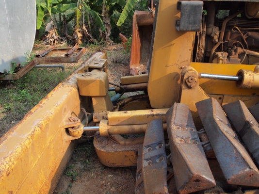 ขายรถดันดิน Caterpillar D3 พร้อมลุยงาน เอกสารอินวอย์ครบ