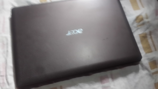 ขาย NoteBook Acer Aspire 4552 สภาพสวย ใช้งานได้ปกติ แบตเก็บไฟ