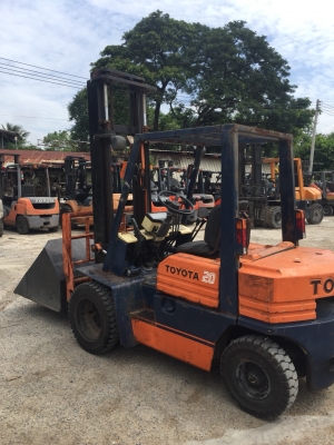 ขายด่วนรถยก 2.0 ตัน งากระดก มีบุ๊งกี๋ 5FG20V40 HF