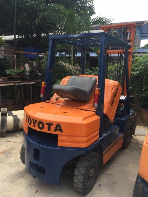 ขายด่วนรถยก 2.0 ตัน งากระดก มีบุ๊งกี๋ 5FG20V40 HF