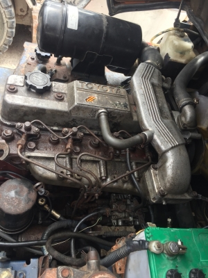 ขายด่วนรถยก 2.0 ตัน งากระดก มีบุ๊งกี๋ 5FG20V40 HF